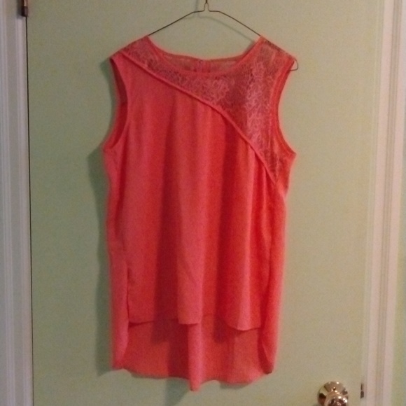 Sleeveless Peach Blouse - Picture 1 of 4